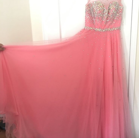 Prom Dress - Picture 2 of 8